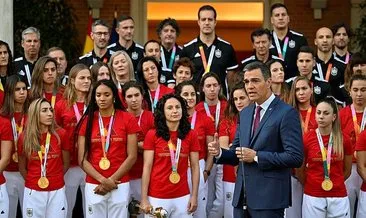 İspanya’da kadın milli futbolculara üstün liyakat nişanı verilecek
