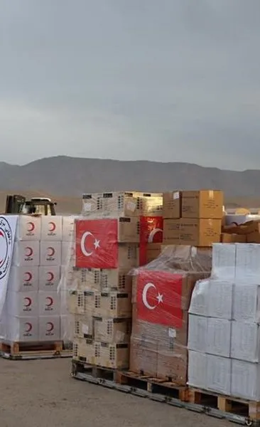 Türkiye’den Afganistan’a 24 tonluk insani yardım