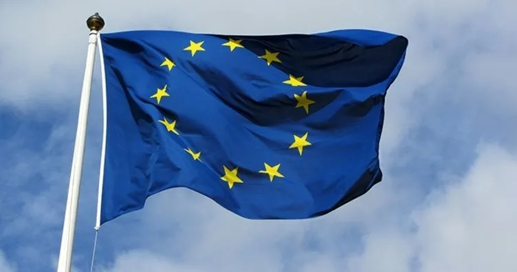Avrupa Birliği, İtalya’nın 2019 bütçesini reddetti