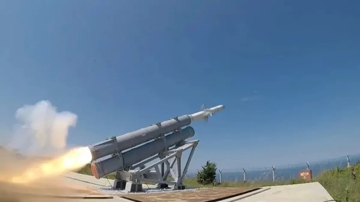 Yunan basını itiraf etti: Türkiye’nin Tomahawk füzesi hedefi tam vurdu Yunan basını itiraf etti: Türkiye’nin Tomahawk füzesi hedefi tam vurdu