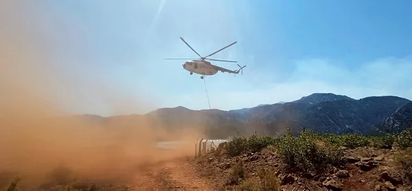 yangina-mudahalede-helikopter-mi-ucak-mi-daha-etkili-uzman-isimden-cok-carpici-yorum-tartismayi-bitirecek-nokta-1628585825546.jpg