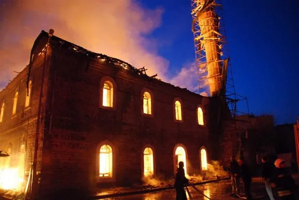 Tarihi Ulu Camii küle döndü