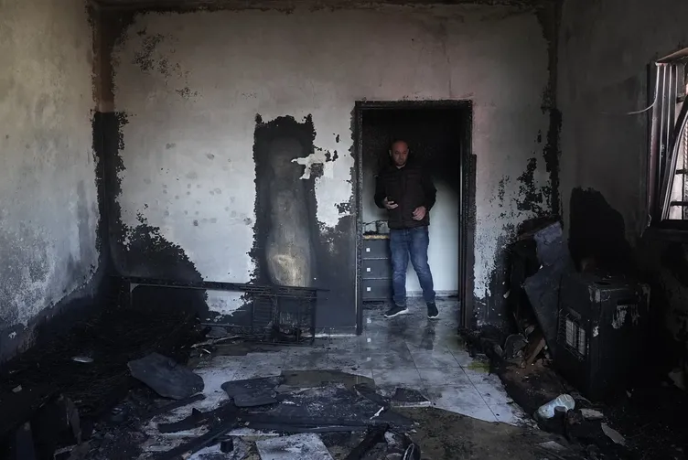 SON DAKİKA | Yahudi sivil terörist zulmü! Filistinlilerin evlerini ateşe veriyorlar