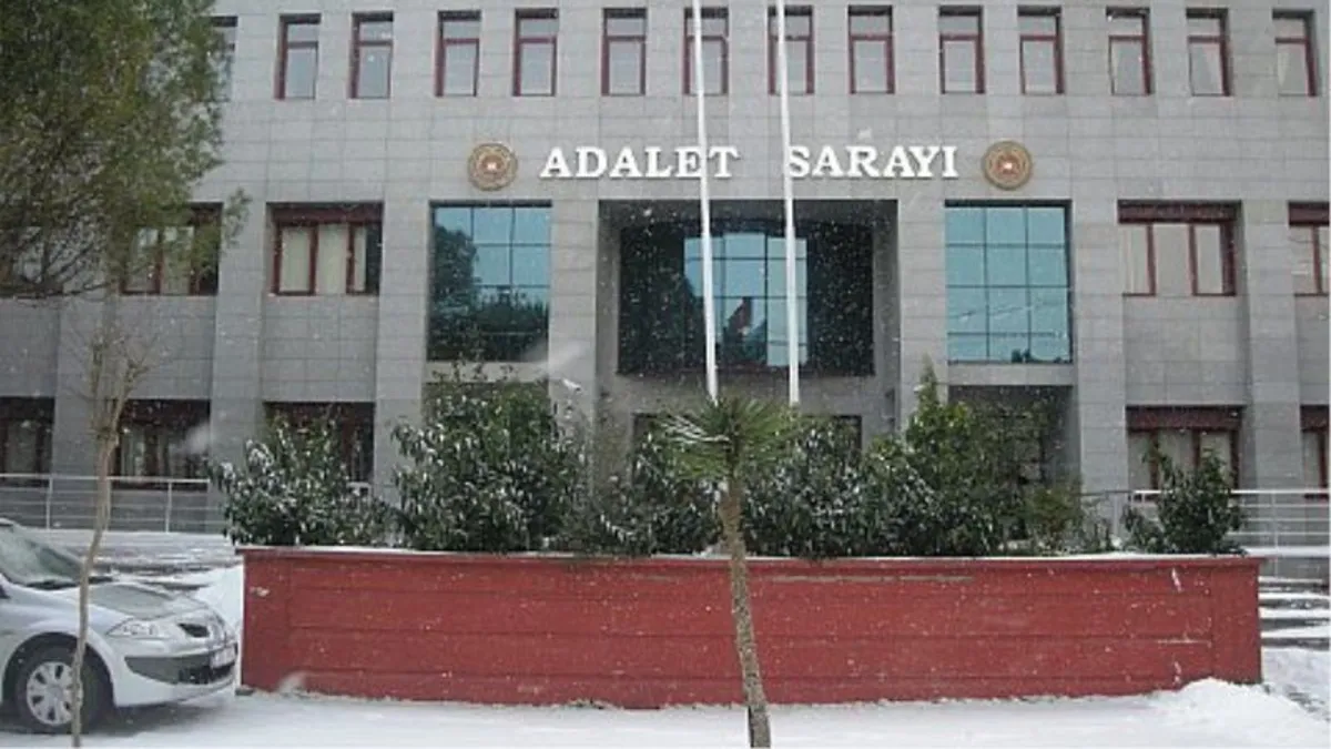 Balıkesir’de adalet yıldırım hızıyla tecelli etti! Cinayet davasında 26 günde müebbet kararı Balıkesir’de adalet yıldırım hızıyla tecelli etti! Cinayet davasında 26 günde müebbet kararı