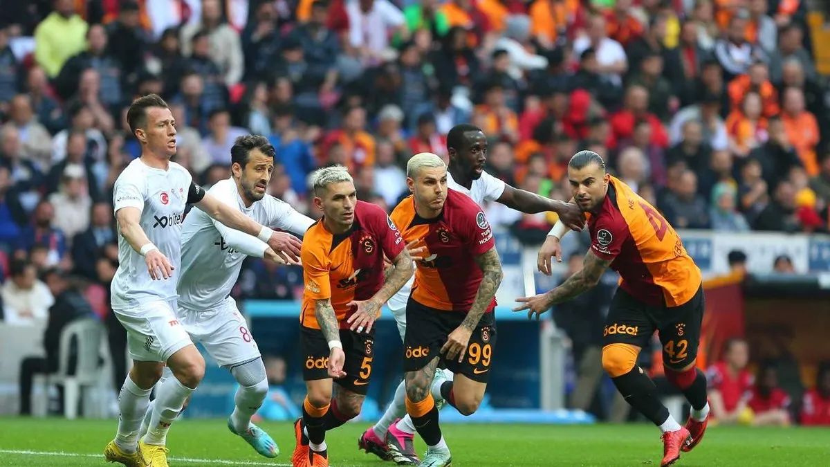 Galatasaray - Sivasspor maçının VAR'ı Simone Sozza oldu