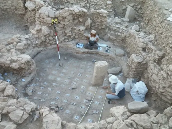 sanliurfada-11-bin-yillik-duvar-kabartmalari-ilgi-cekmeye-devam-ediyor-1708764107288.jpg