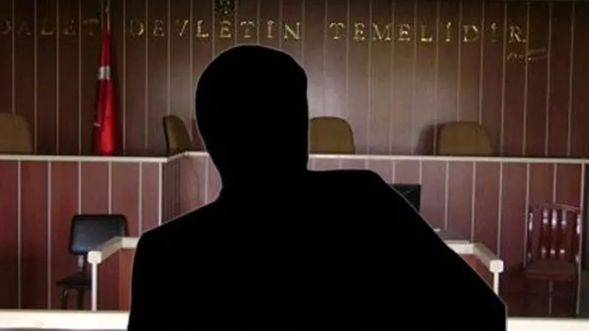 İzmir adliyesi önünde dava süreci