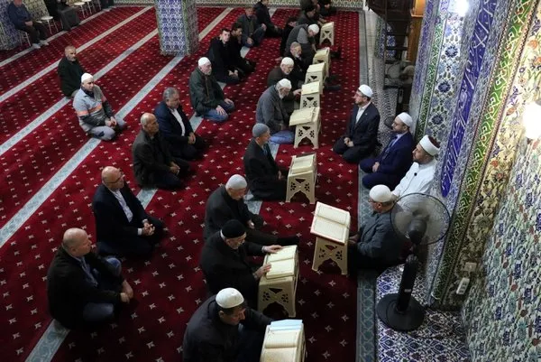 Camilerde Barış Pınarı Harekatı için Fetih Suresi okundu