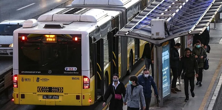 Bugün toplu taşıma ücretsiz mi, hangi illerde geçerli? 1 Ocak 2026 otobüs, metro, Marmaray, vapur bedava mı?