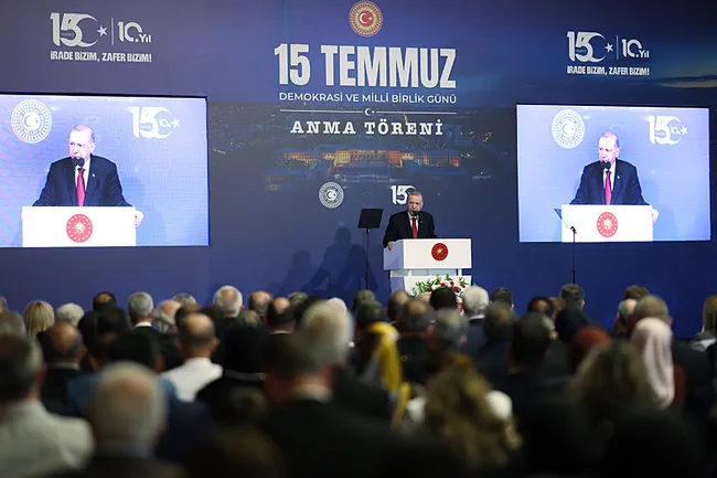 son-dakika-haberi-baskan-erdogan-15-temmuzda-hevesleri-kursaklarinda-kalanlar-hala-firsat-kolluyor-1784126430756.jpeg