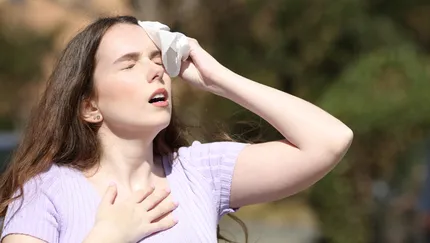 Keksa ayollarning porno suratlari Haqiqiy vaqtda jinsiy aloqani tomosha qiling