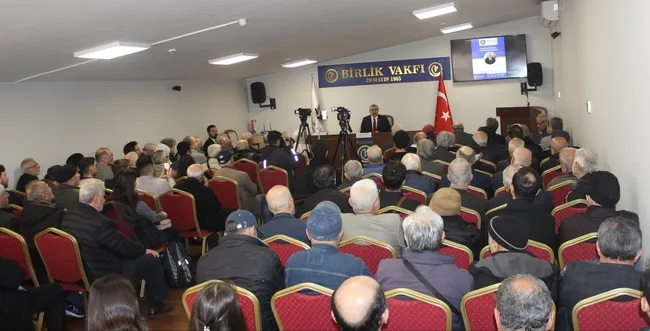 ak-parti-genel-baskan-yardimcisi-yayman-birlik-vakfinda-konferans-verdi-1775991168662.jpg