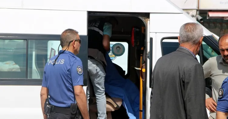 Ölüm yolda yakaladı