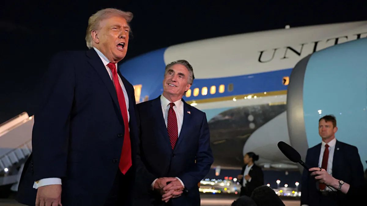 Trump özel mesajları birer birer ortaya döktü: Macron’un sözleri gündeme damga vurdu