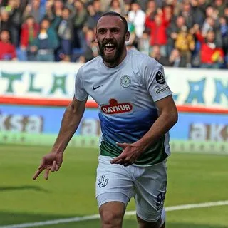 Galatasaray Vedat Muriç'i bitirdi!
