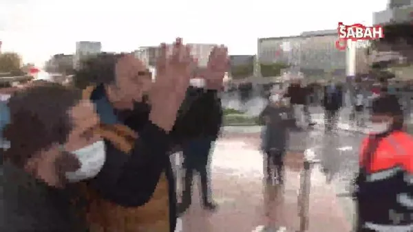 Taksim’de 10 Kasım töreninde vatandaştan CHP’ye tepki | Video