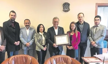 Mazbatayı aldı kıyıma başladı