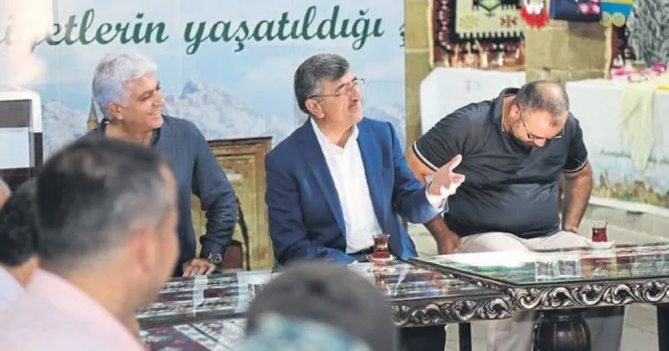 Çaylar başkandan