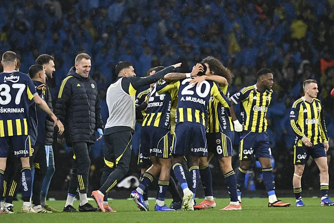ziraat-turkiye-kupasi-fenerbahce-beyoglu-yeni-carsi-deplasmaninda-tedesconun-11-tercihi-belli-oldu-1768404791135.jpg