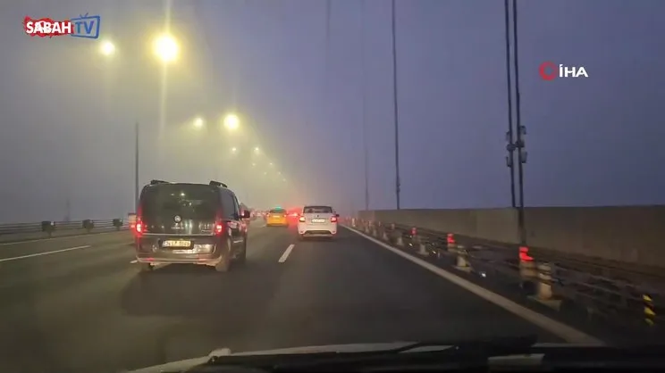 “İstanbul Boğazı sis nedeniyle gemi geçişlerine kapatıldı