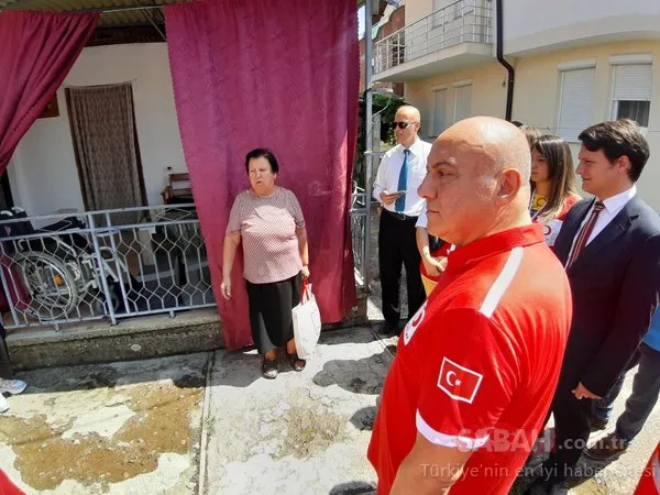 Türk Kızılayı Kosova'da ihtiyaç sahiplerine kurban eti dağıttı
