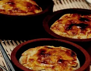 Güveçte Yufkalı Tavuk