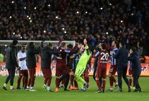 Trabzonspor'dan kolbastı şov