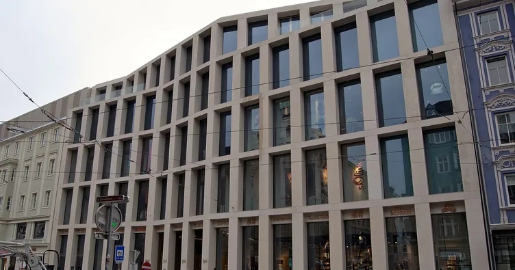 Zirveden 10 milyar Euro borçla hapse