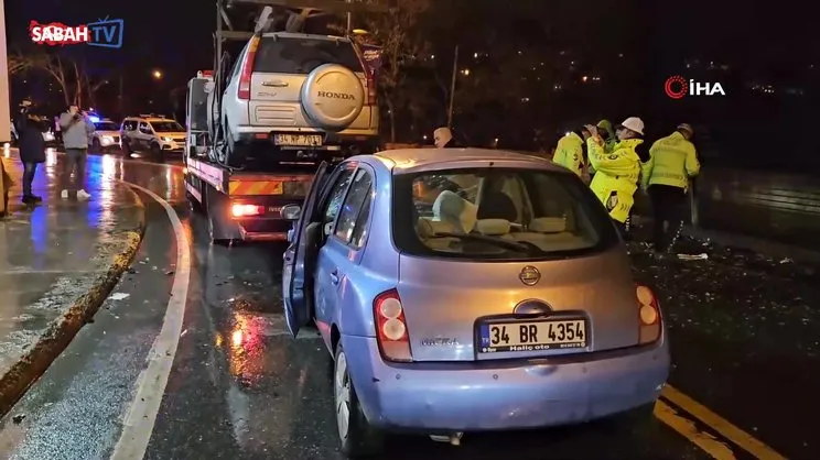 Sarıyer'de virajı alamayan otomobil, ciple kafa kafaya çarpıştı: 2 yaralı | Video