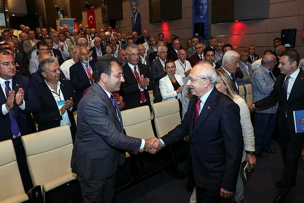 eski-chpli-mehmet-sevigenden-bomba-kulis-kilicdaroglu-toplantidan-daha-da-guclenerek-cikti-1690054804204.jpg Eski CHP'li Mehmet Sevigen'den çarpıcı sözler: Kılıçdaroğlu toplantıdan daha da güçlenerek çıktı