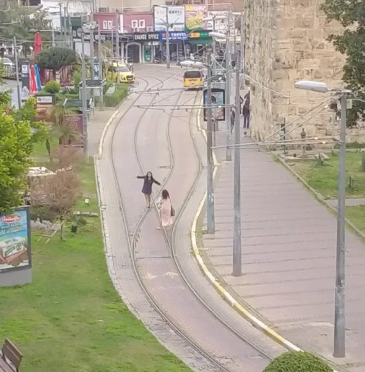 Antalya’da kısıtlamadan muaf turistlerin selfie çılgınlığı! - 2