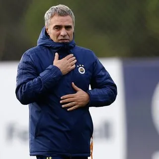 Taraftarına zevk veren bir ekip olma yolunda gelişeceğiz