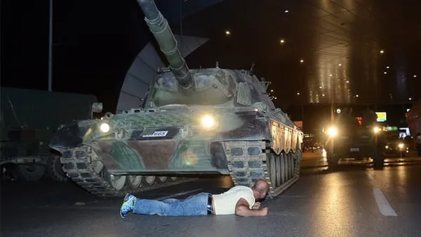 Darbe girişiminin WhatsApp yazışmaları