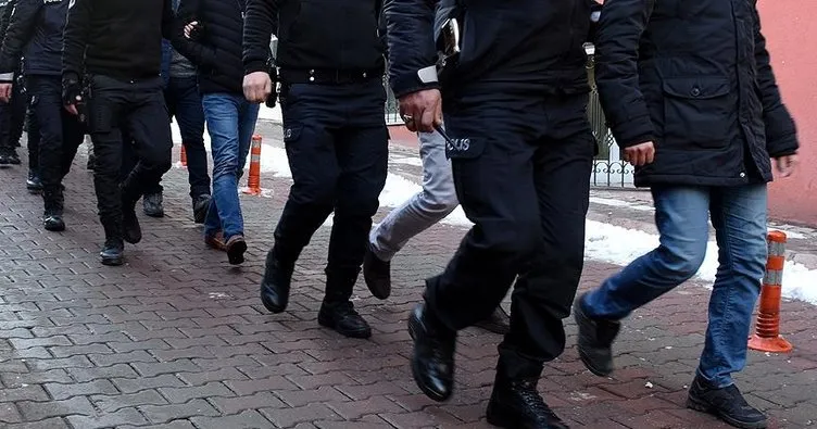 Şanlıurfa’da DBP il eş başkanı Hidayet Enmek, terör soruşturması kapsamında gözaltına alındı