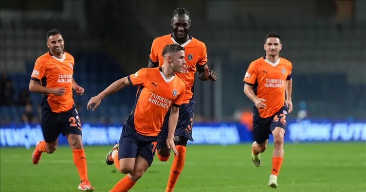 Başakşehir - Universitatea Craiova maçı ne zaman, saat kaçta ve hangi kanalda? UEFA Konferans Ligi play-off turu heyecanı yaşanıyor!