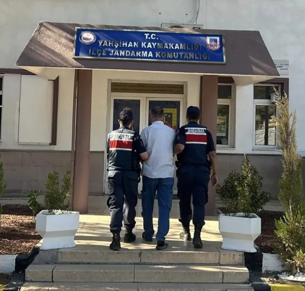 yahsihan-jandarmasi-suclulari-saklandiklari-yerde-buldu-1755021416679.jpg