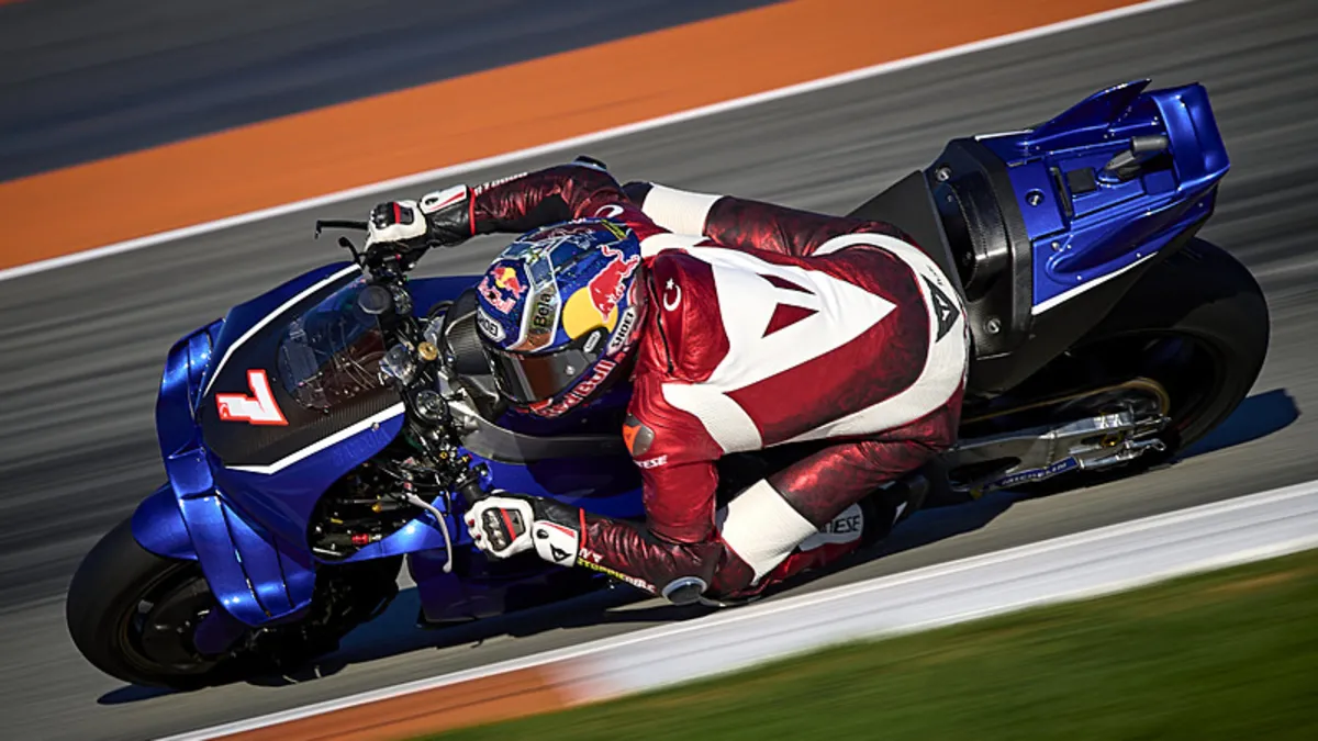 Toprak Razgatlıoğlu, MotoGP'deki ilk testini tamamladı Toprak Razgatlıoğlu, MotoGP'deki ilk testini tamamladı