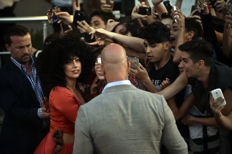 Lady Gaga’ya  İstanbul’da coşkulu karşılama