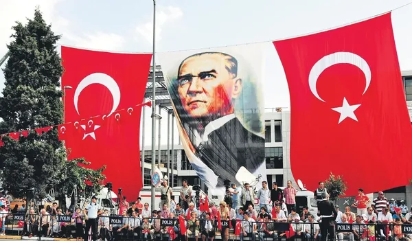 sanli-mucadelenin-104uncu-yili-buyuk-zafer-coskusu-1787948867433.jpeg