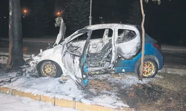 Kaza sonrası otomobil yandı