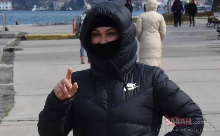 Hülya Avşar'dan Kaya Çilingiroğlu'nun corona virüsle ilgili söylediklerine tepki! Hülya Avşar: Bir de doktor anne-babanın çocuğu!