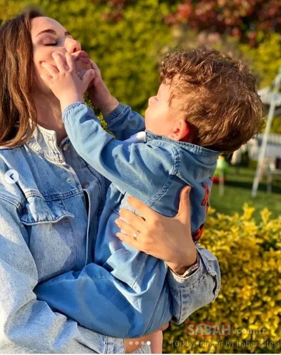 Fahriye Evcen ile 1 yaşındaki oğlu Karan sosyal medyayı yaktı geçti! İşte Fahriye Evcen ile Karan’ın anneler gününe özel bir birinden güzel o fotoğrafları…