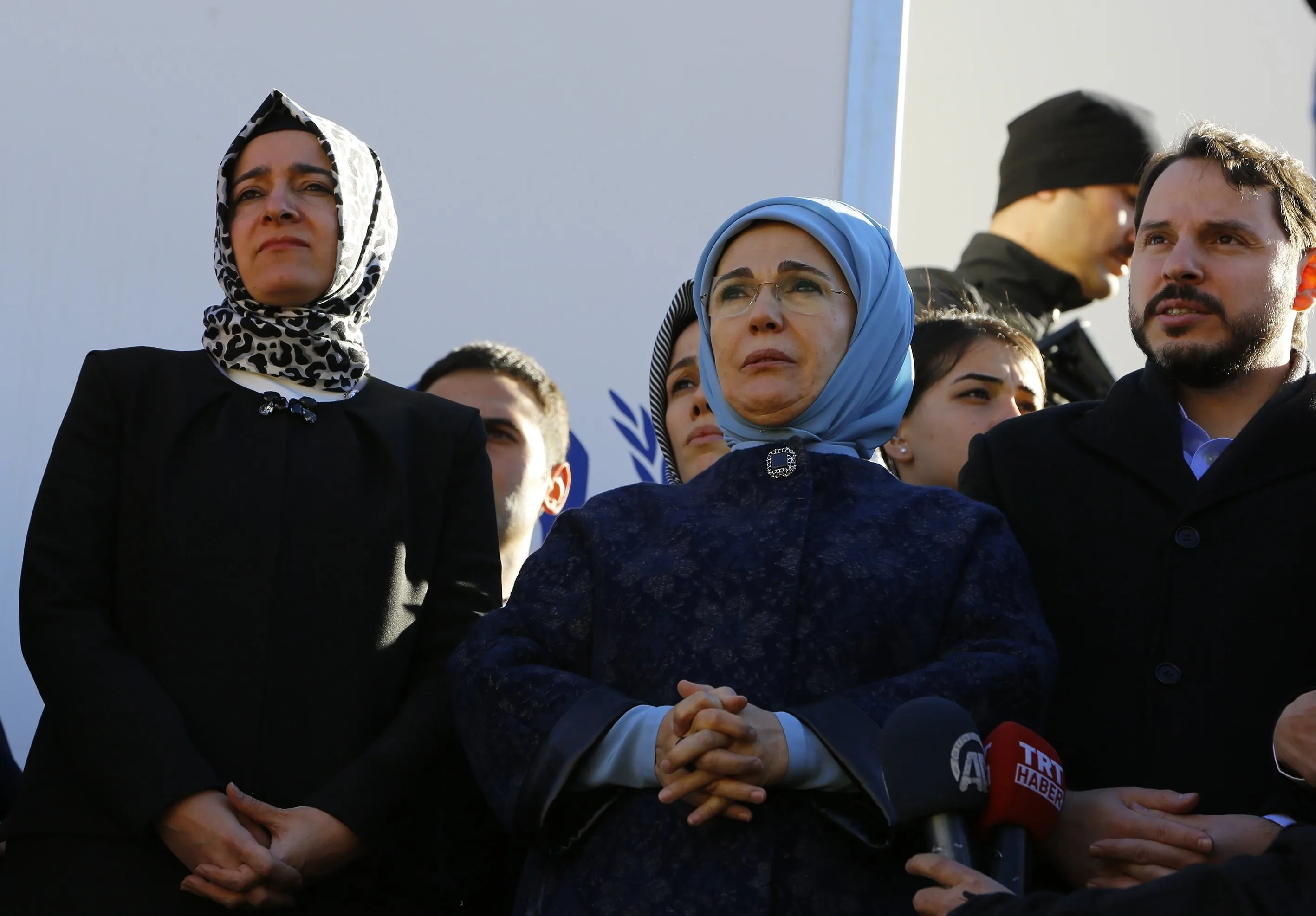 Emine Erdoğan acılı ailelere ziyaret Galeri Türkiye