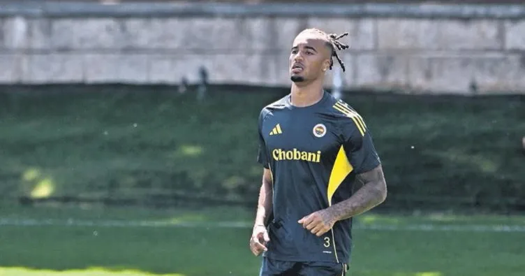 ‘Takdir edin’ dedi paylaşımları sildi