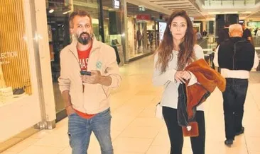 Flaşlar patlayınca gerildi!