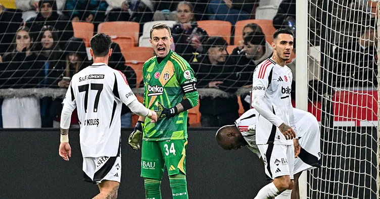 SON DAKİKA: Beşiktaşlı futbolculara Adana’da büyük tepki! Taraftar duruma isyan etti...