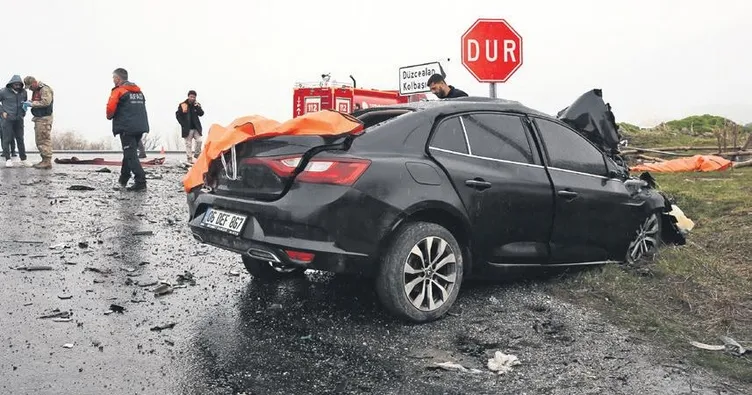 TIR, otomobile çaptı DSİ Müdürü öldü