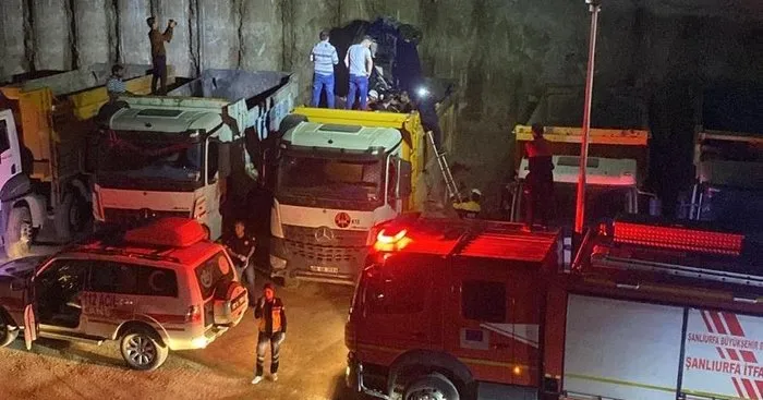 Şanlıurfa’da otomobil yol inşaat alanına düştü: 2 yaralı