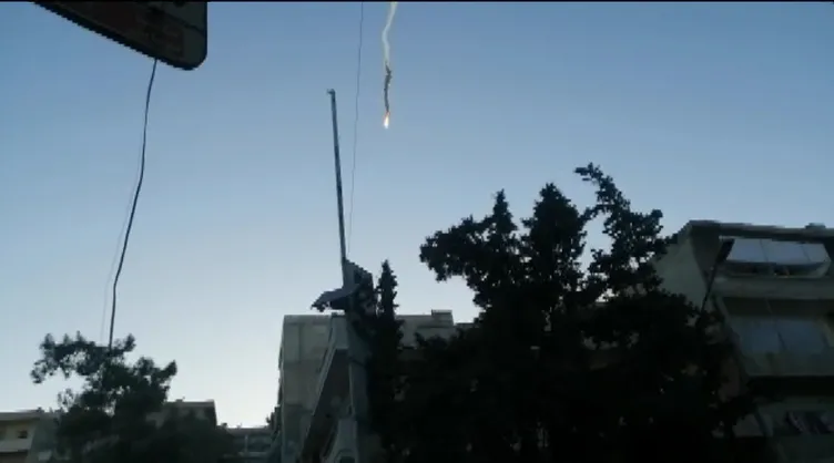 Suriye'de 2 Rus keşif uçağı düşürüldü
