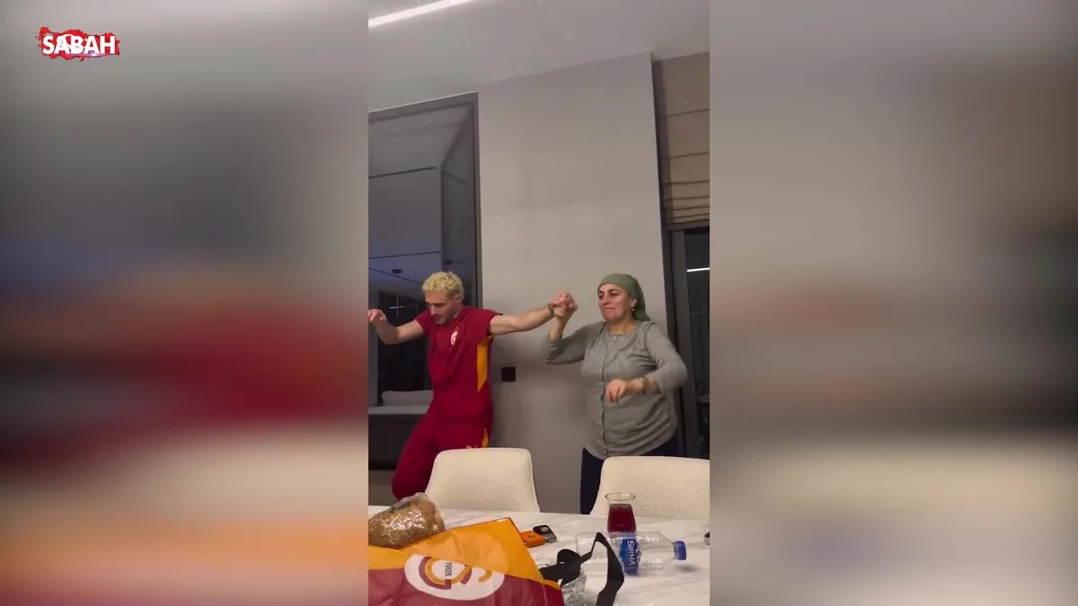 Galatasaray’ın yıldızı Barış Alper Yılmaz ve annesinden horon şov… | Video videosunu izle Galatasaray’ın yıldızı Barış Alper Yılmaz ve annesinden horon şov… | Video videosunu izle